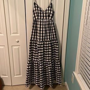 Black and white maxi with beautiful neckline